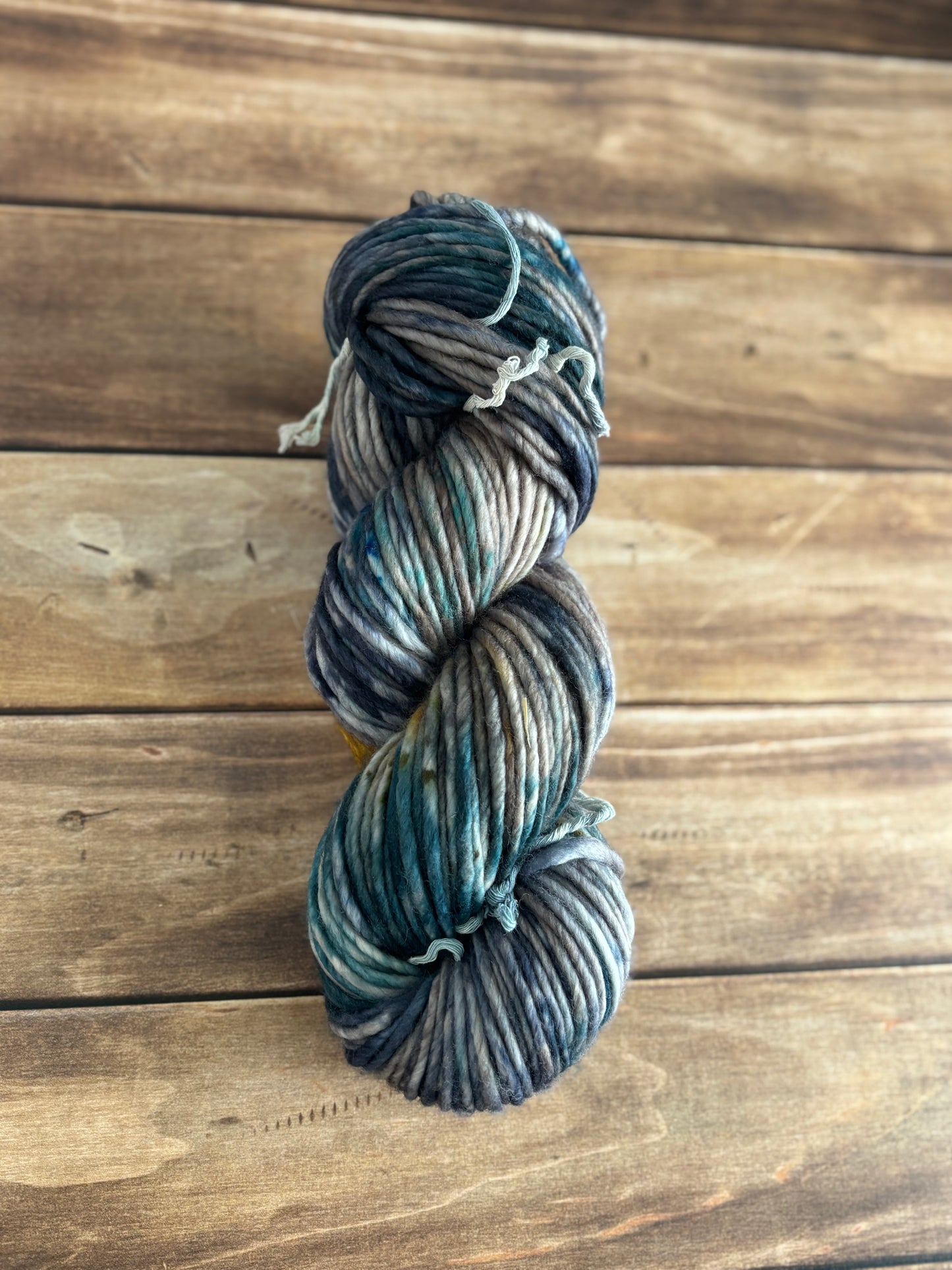 SBL130 Ready to Ship - Light Super Bulky Yarn