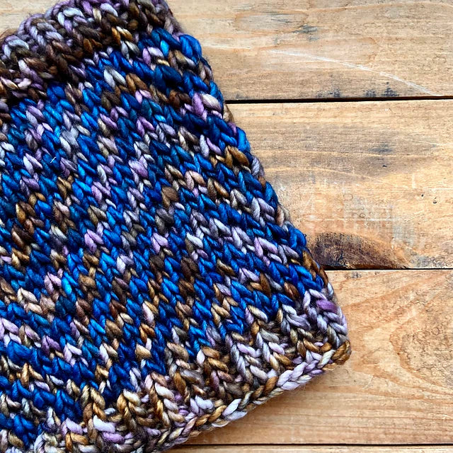 Benchwarmer Cowl Knitting Pattern - Super Bulky